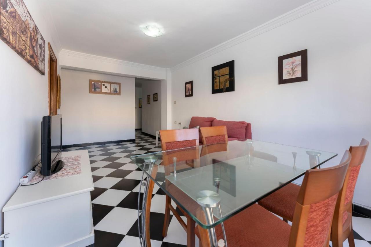 Malaga Downtown And Beach Apartment Bagian luar foto